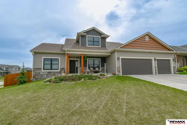 7700 S 66th Street, Lincoln, NE 68516