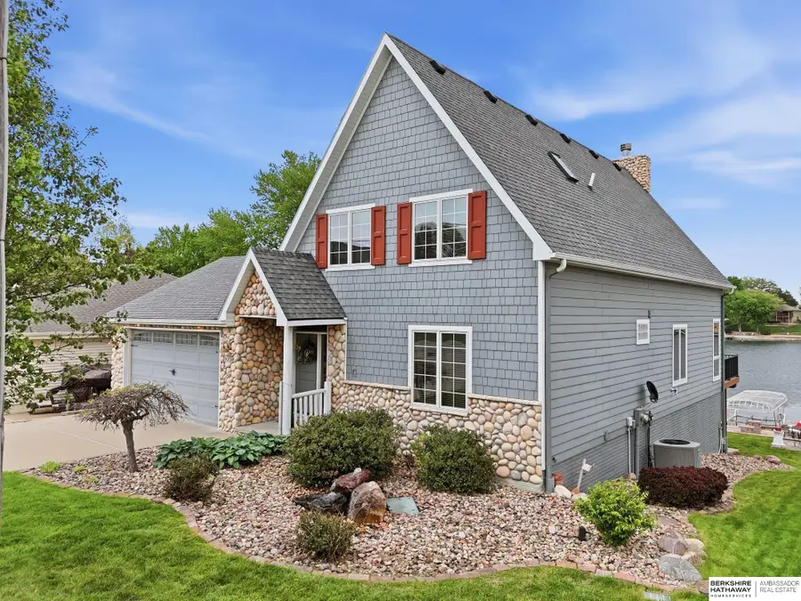 922 Beaver Lake Boulevard, Plattsmouth, NE 68048 - #3