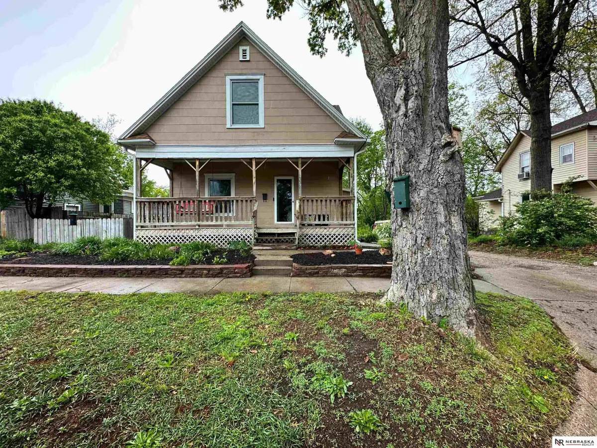 225 N 32nd Street, Lincoln, NE 68503 - #1