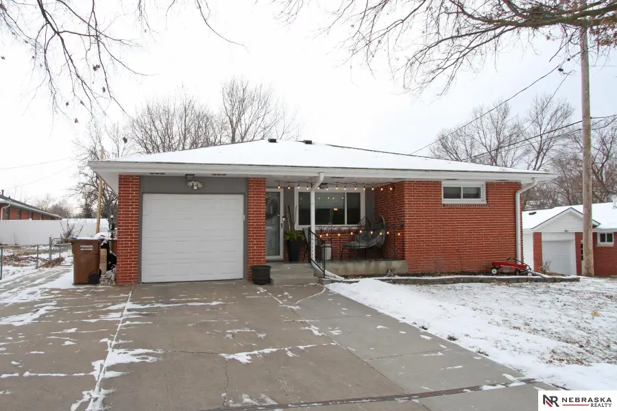 1900 N 64th Street, Lincoln, NE 68505 - #2