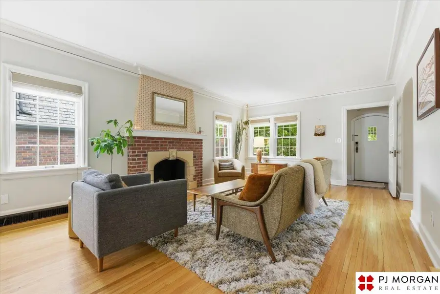 2515 County Club Avenue, Omaha, NE 68104 - #2