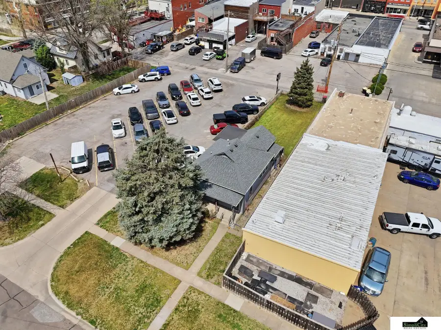 6128 Ballard Avenue, Lincoln, NE 68507 - #3