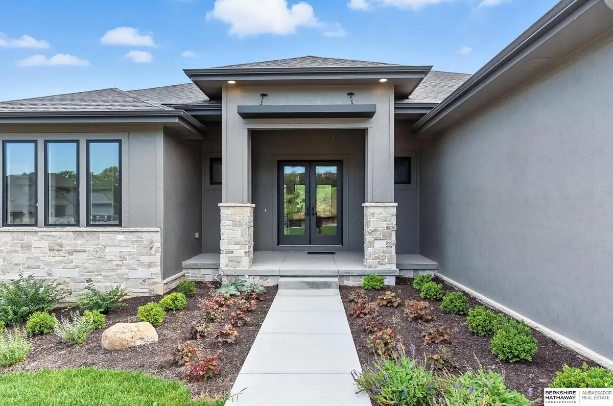 15525 Riha Circle, Springfield, NE 68059 - #1