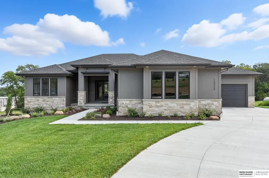 15525 Riha Circle, Springfield, NE 68059 - #2
