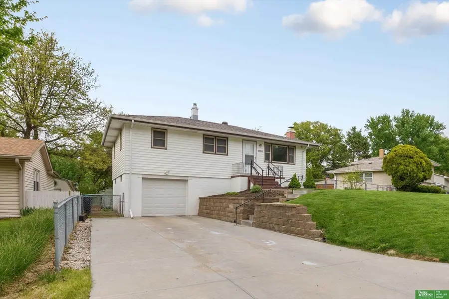 10934 Prairie Village Drive, Omaha, NE 68124 - #3