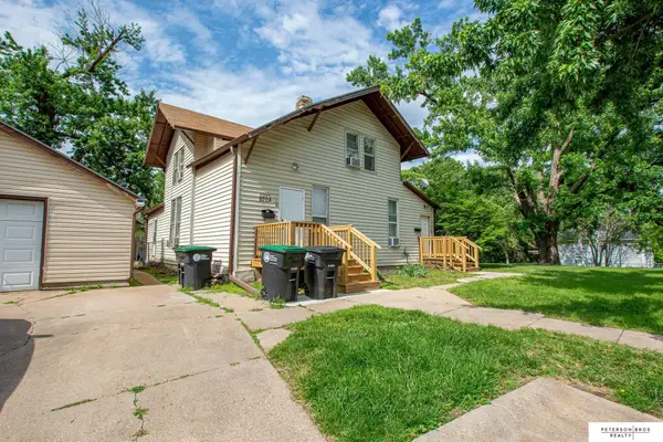 6704 Binney Street, Omaha, NE 68104