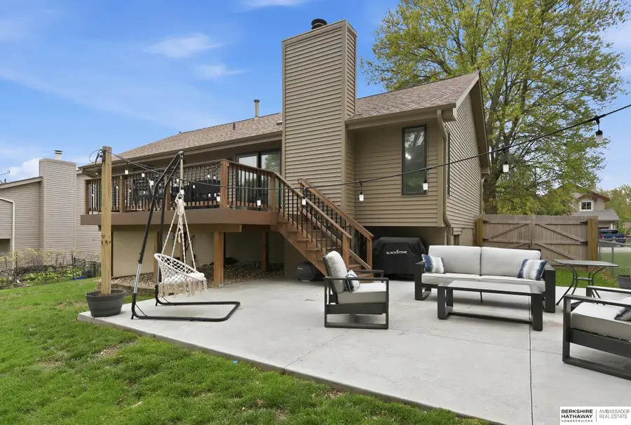 822 Driftwood Drive, Papillion, NE 68046 - #3