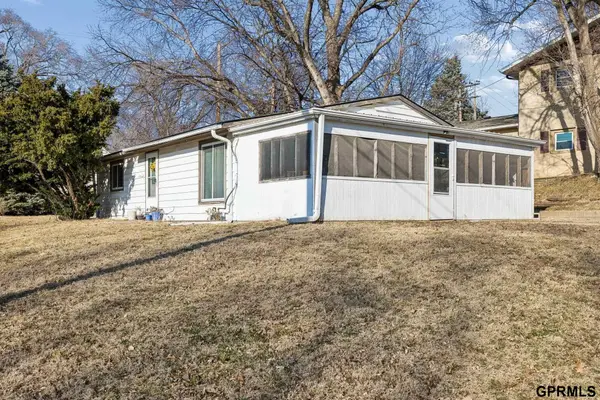 1114 N 6th Street, Nebraska City, NE 68410