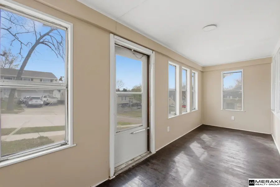 6924 Wirt Street, Omaha, NE 68104 - #2