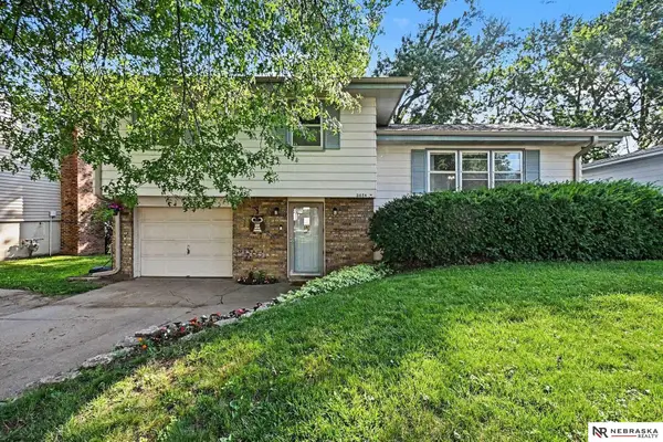 5624 N 96 Street, Omaha, NE 68134