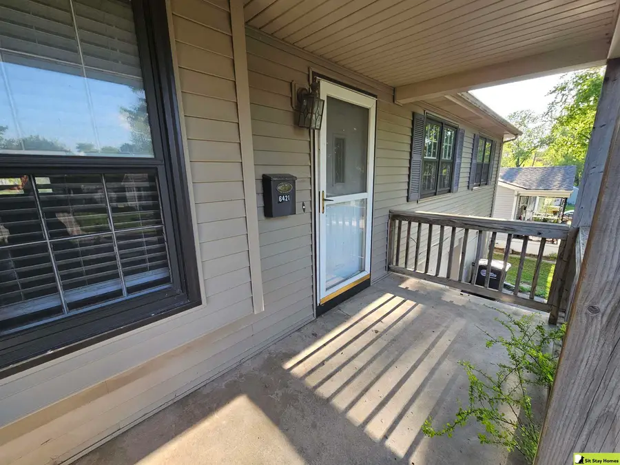 6421 Ogden Street, Omaha, NE 68104 - #2