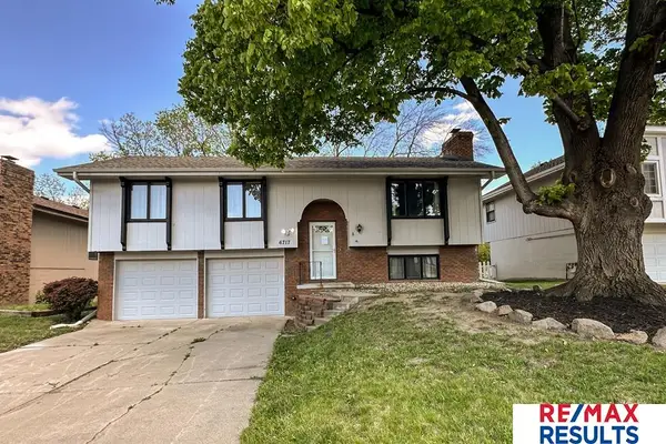 6717 S 75th Street, Ralston, NE 68127