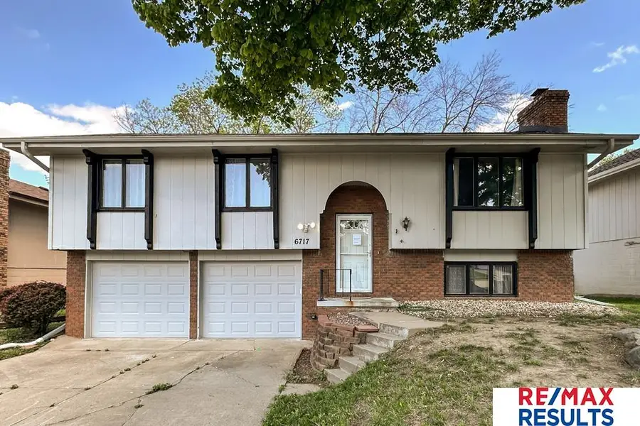 6717 S 75th Street, Ralston, NE 68127 - #2