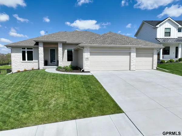 7030 N 172 Street, Bennington, NE 68007