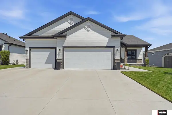 766 W Panorama Drive, Lincoln, NE 68523