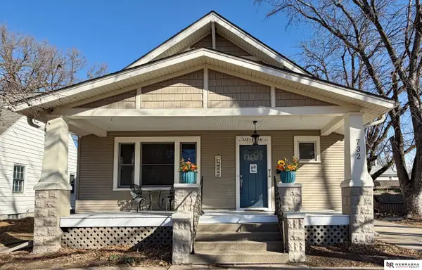 732 E 6th Street, Fremont, NE 68025