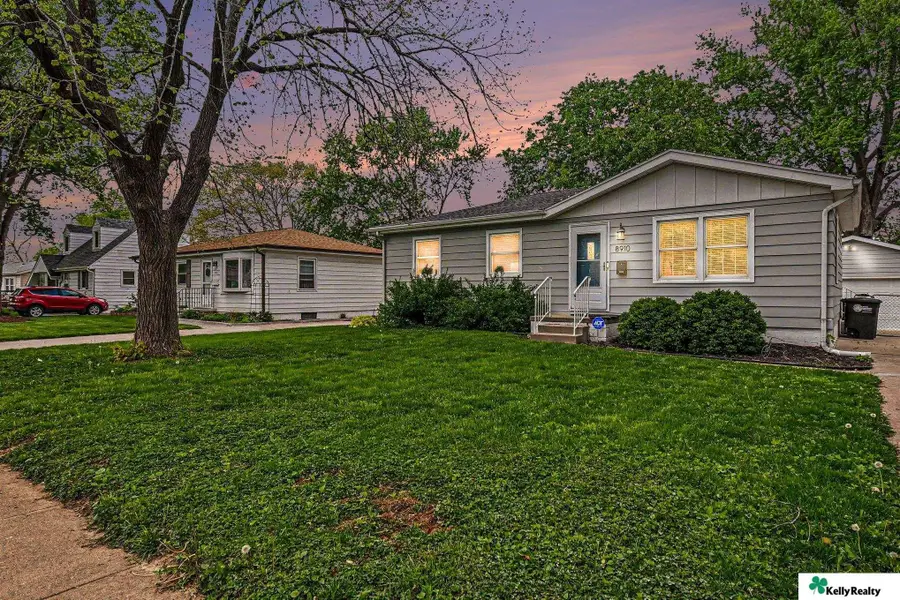 8910 Westridge Drive, Omaha, NE 68124 - #3