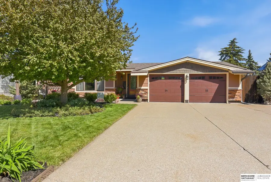 9906 Evans Street, Omaha, NE 68134 - #2