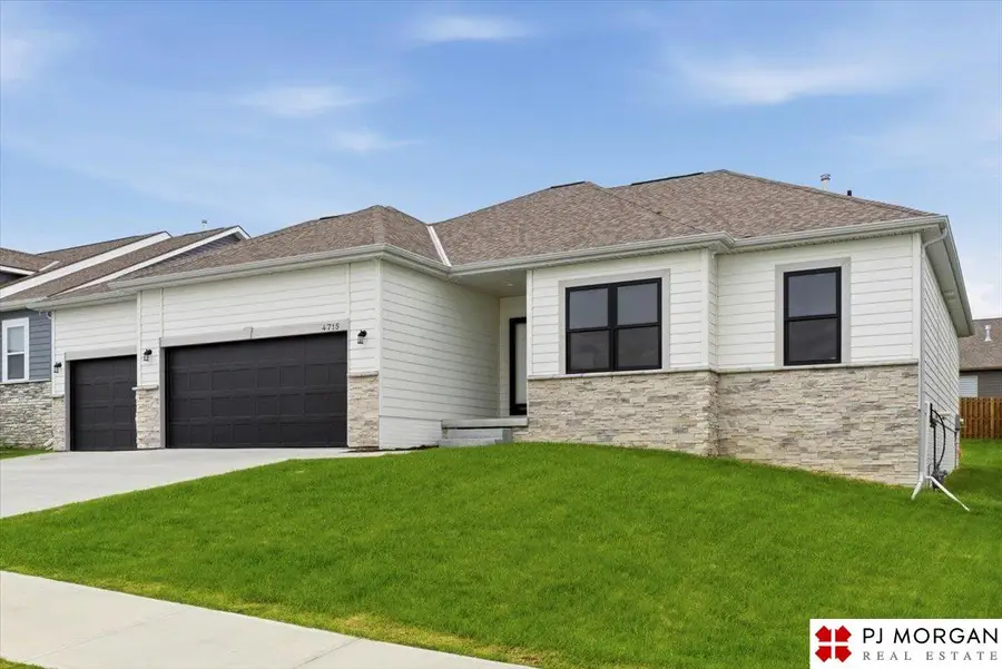 4715 N 210th Avenue, Elkhorn, NE 68022 - #2