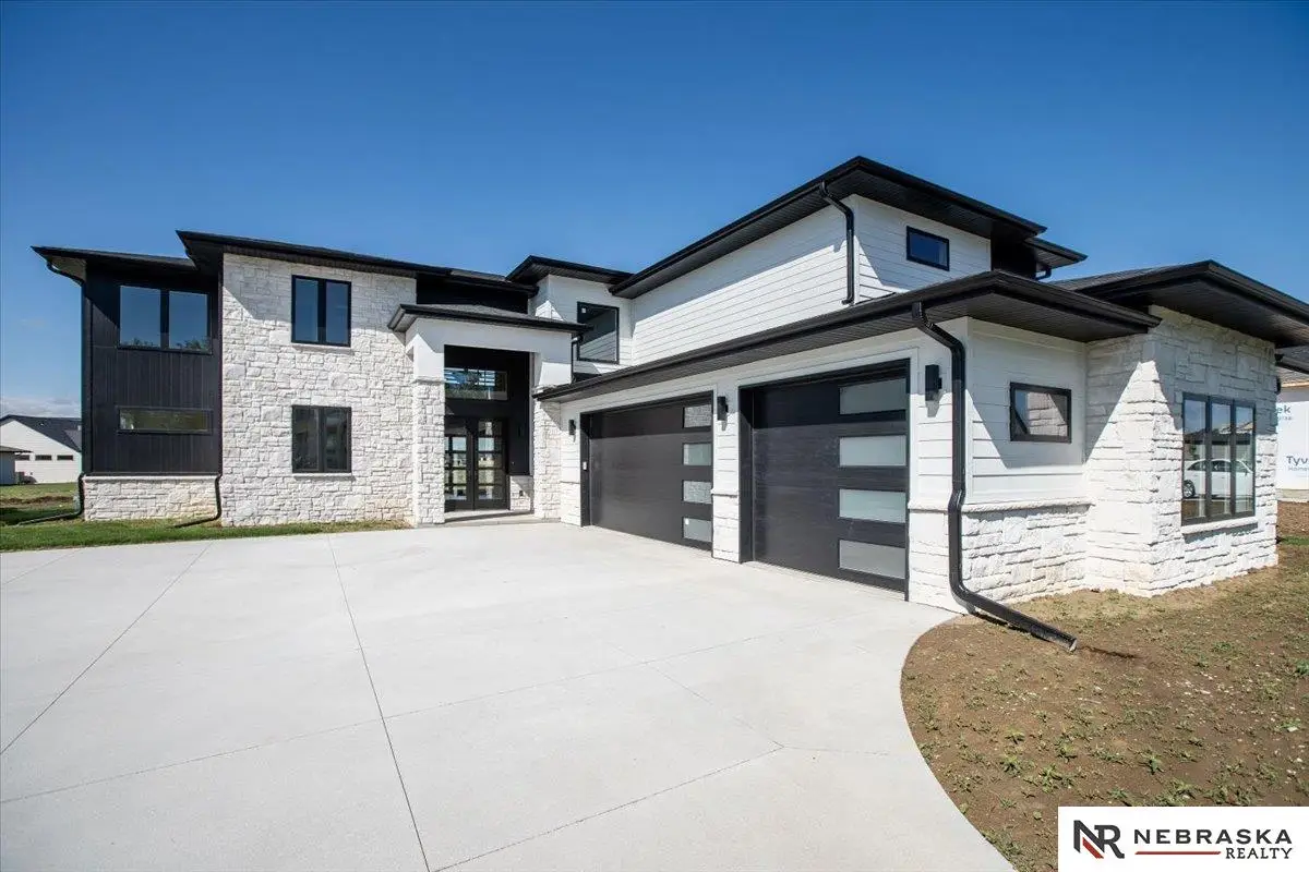 3659 Wilderness Hills Boulevard, Lincoln, NE 68516 - #1