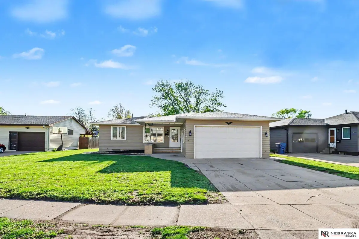 416 N Clarmar Street, Fremont, NE 68025 - #1