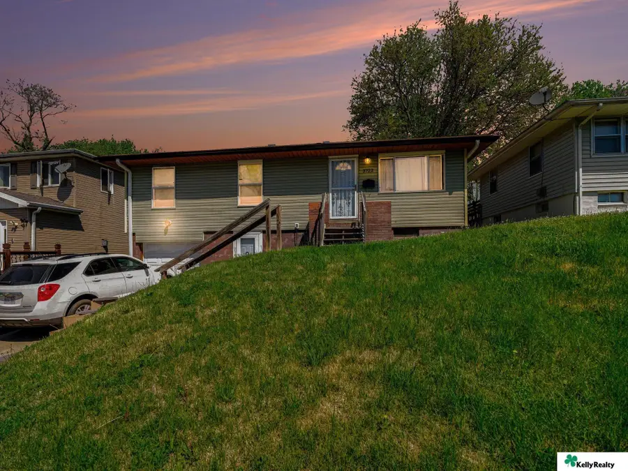 3722 Crown Pointe Avenue, Omaha, NE 68111 - #2