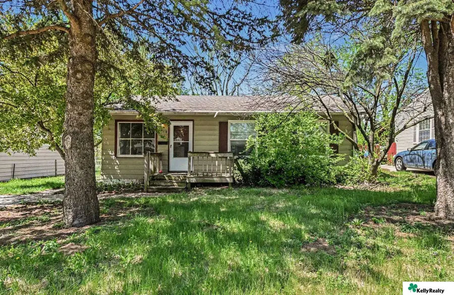 6518 N 46 Avenue, Omaha, NE 68152 - #2