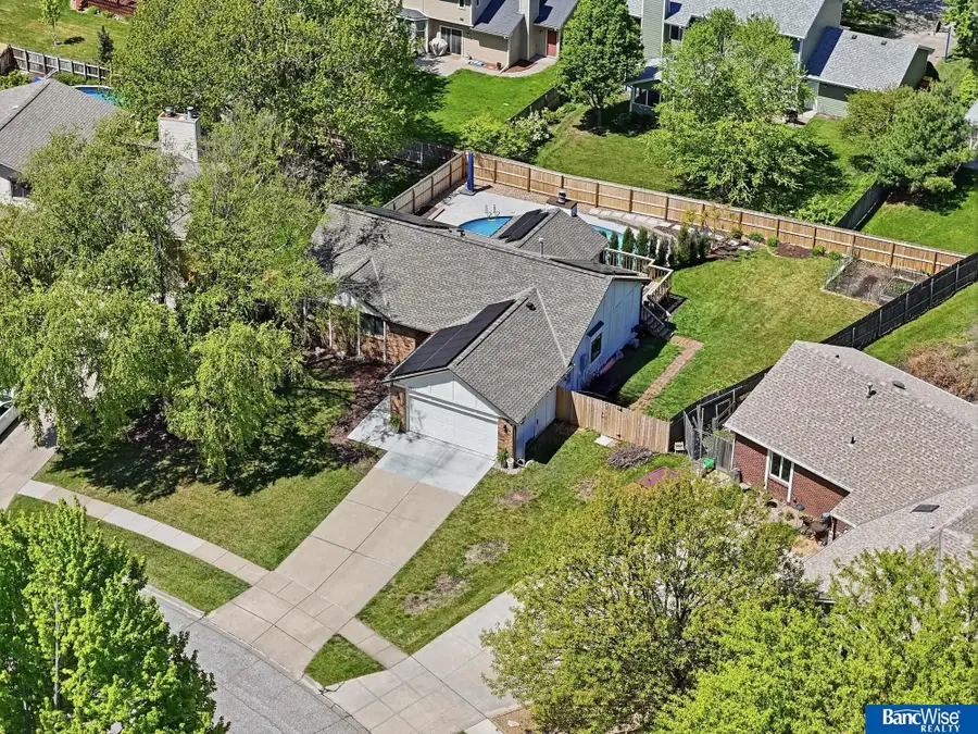 7232 Twin Oaks Road, Lincoln, NE 68516 - #3