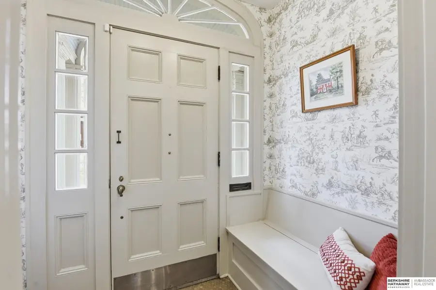 119 S 51st Avenue, Omaha, NE 68132 - #3