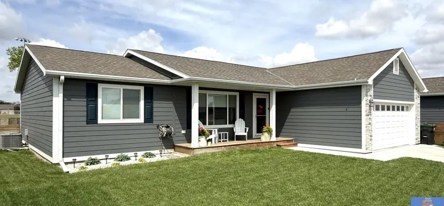 835 N 26th Street, Beatrice, NE 68310 - #2