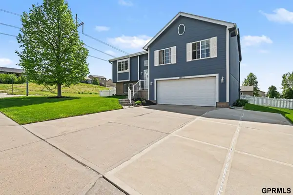 18951 Y Street, Omaha, NE 68135