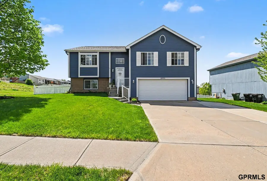 18951 Y Street, Omaha, NE 68135 - #2