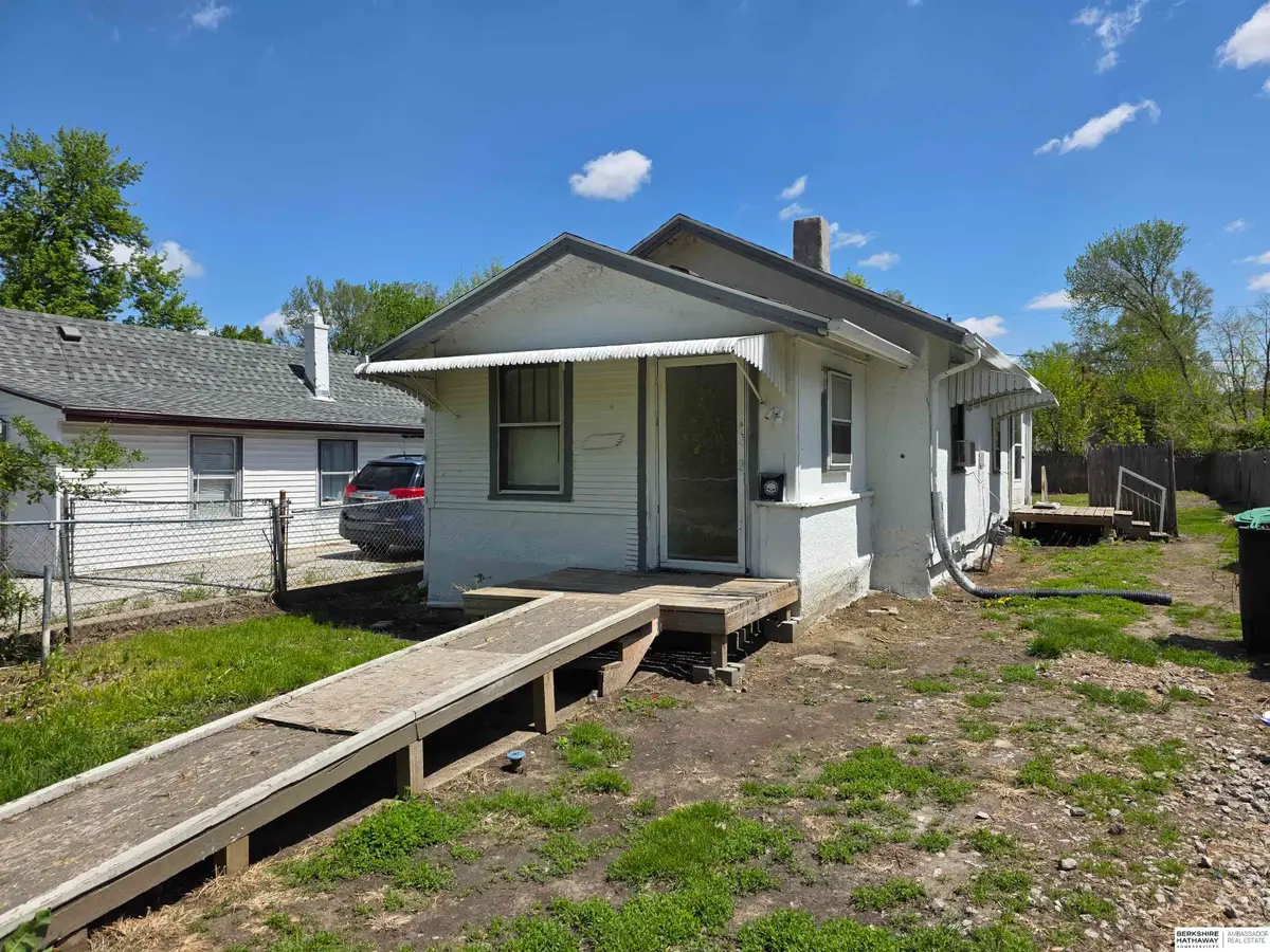 4717 N 18th Street, Omaha, NE 68110 - #1