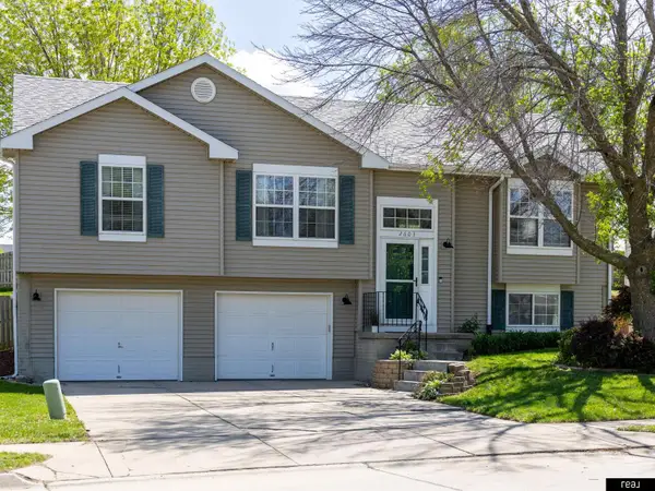 2603 Arrowhead Lane, Bellevue, NE 68123