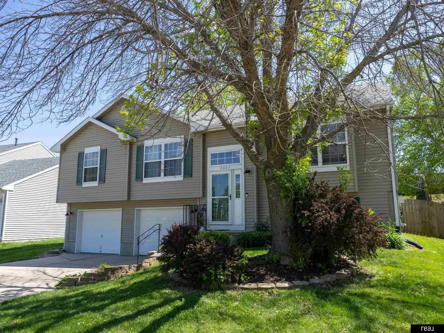 2603 Arrowhead Lane, Bellevue, NE 68123 - #3