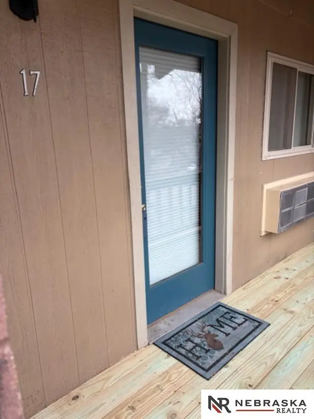 8941 Miami Street #17, Omaha, NE 68134 - #3