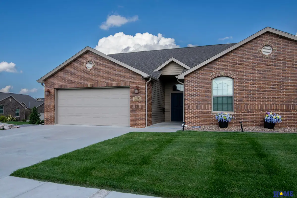 124 S 91st Street, Lincoln, NE 68520 - #1
