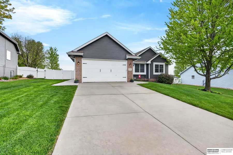 21211 Mcclellan Drive, Gretna, NE 68028 - #2