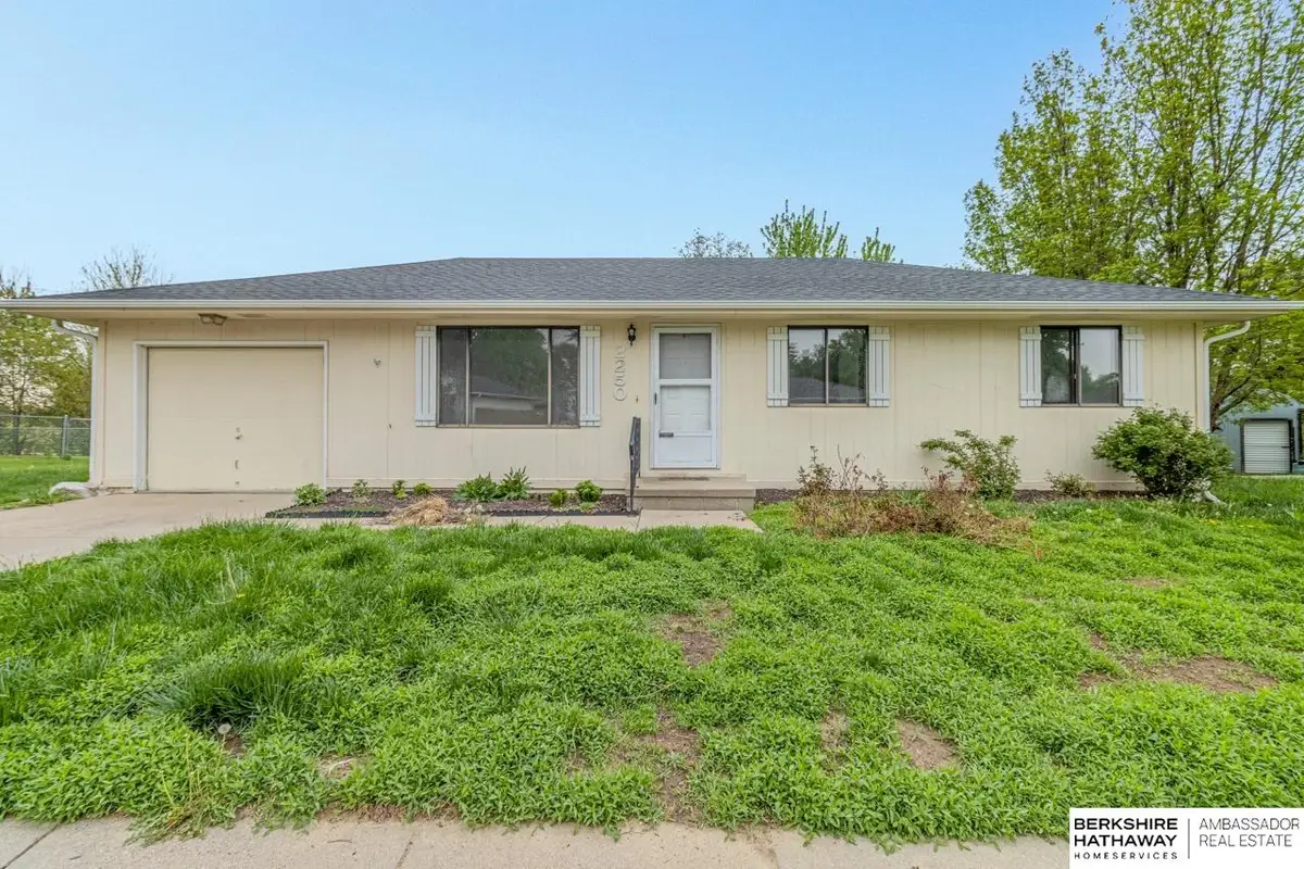 2250 Sunrise Drive, Blair, NE 68008 - #1