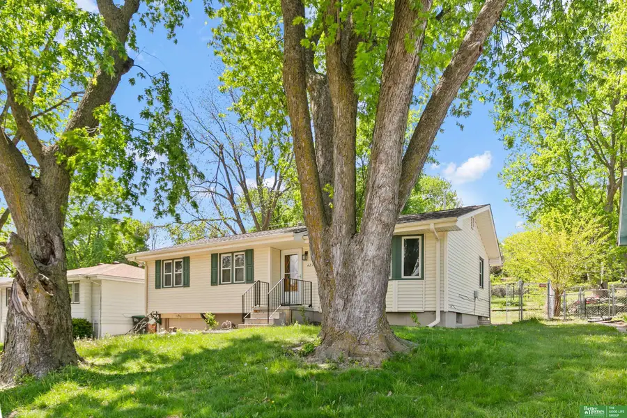 4216 N 91st Street, Omaha, NE 68134 - #3