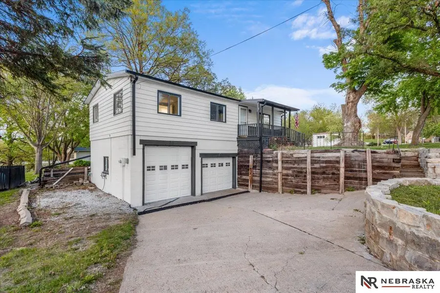 2414 Jefferson Road, Plattsmouth, NE 68048 - #2