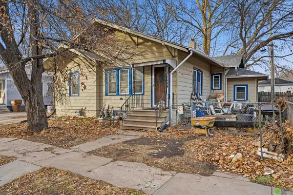2776 California Court, Lincoln, NE 68510