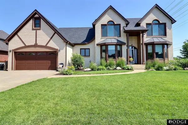 2534 Park Place Drive, Fremont, NE 68025