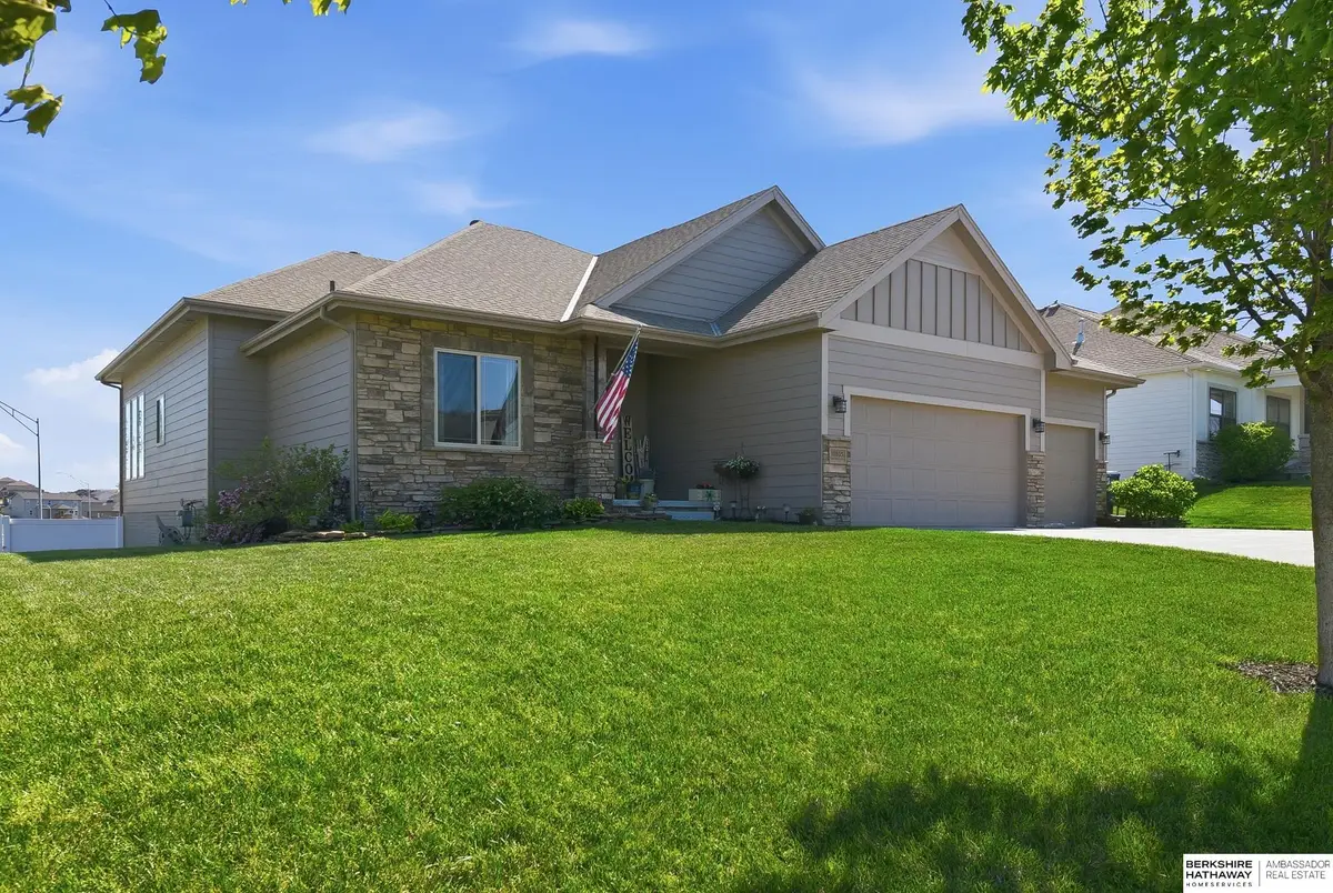 10805 Lake Tahoe Drive, Papillion, NE 68046 - #1