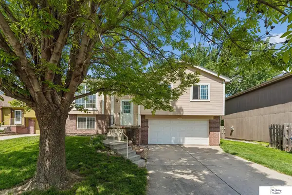 14664 Meredith Avenue, Omaha, NE 68116