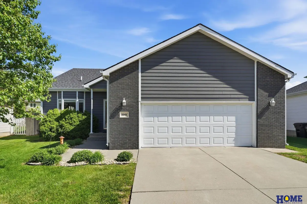 1048 Isaac Drive, Lincoln, NE 68521 - #1