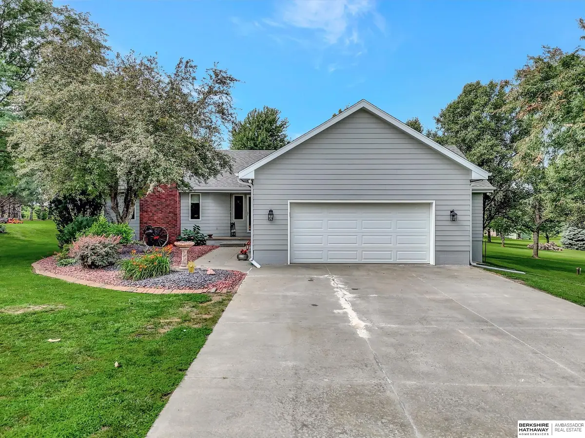 19425 Hilltop Drive, Gretna, NE 68028 - #1