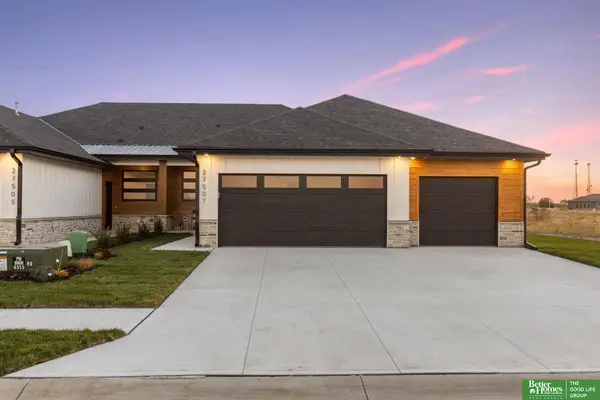 27507 Heron Street, Valley, NE 68064