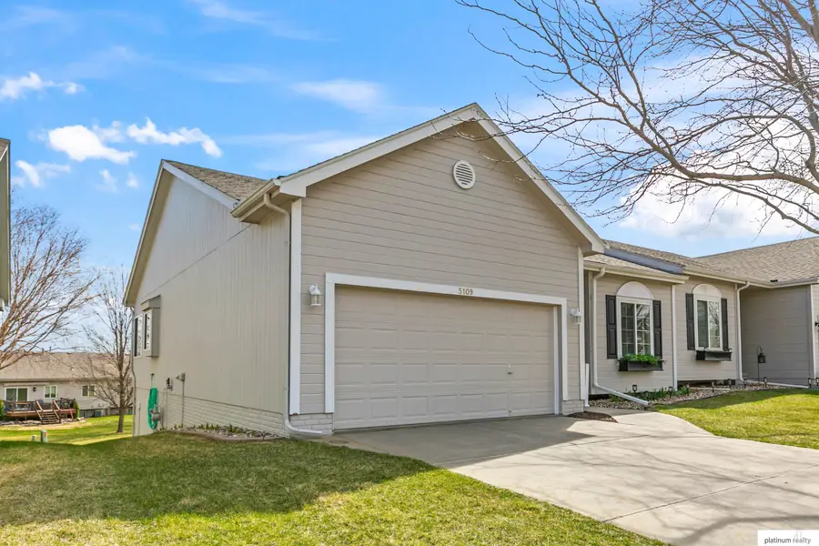 5109 N 154 Street, Omaha, NE 68116 - #2