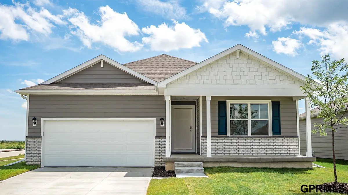 16426 Willit Street, Bennington, NE 68007 - #1